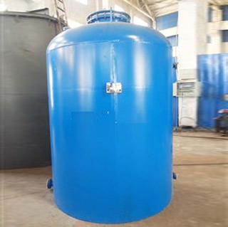 Steel lining F4 storage tank